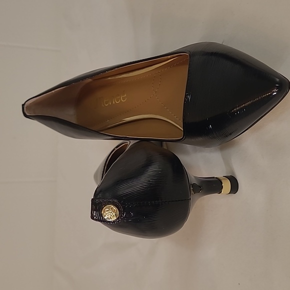 JRenee Black Braidy Crinkle Patent Leather Dress Pumps Size 7M Gold Accent Heel - Picture 3 of 10